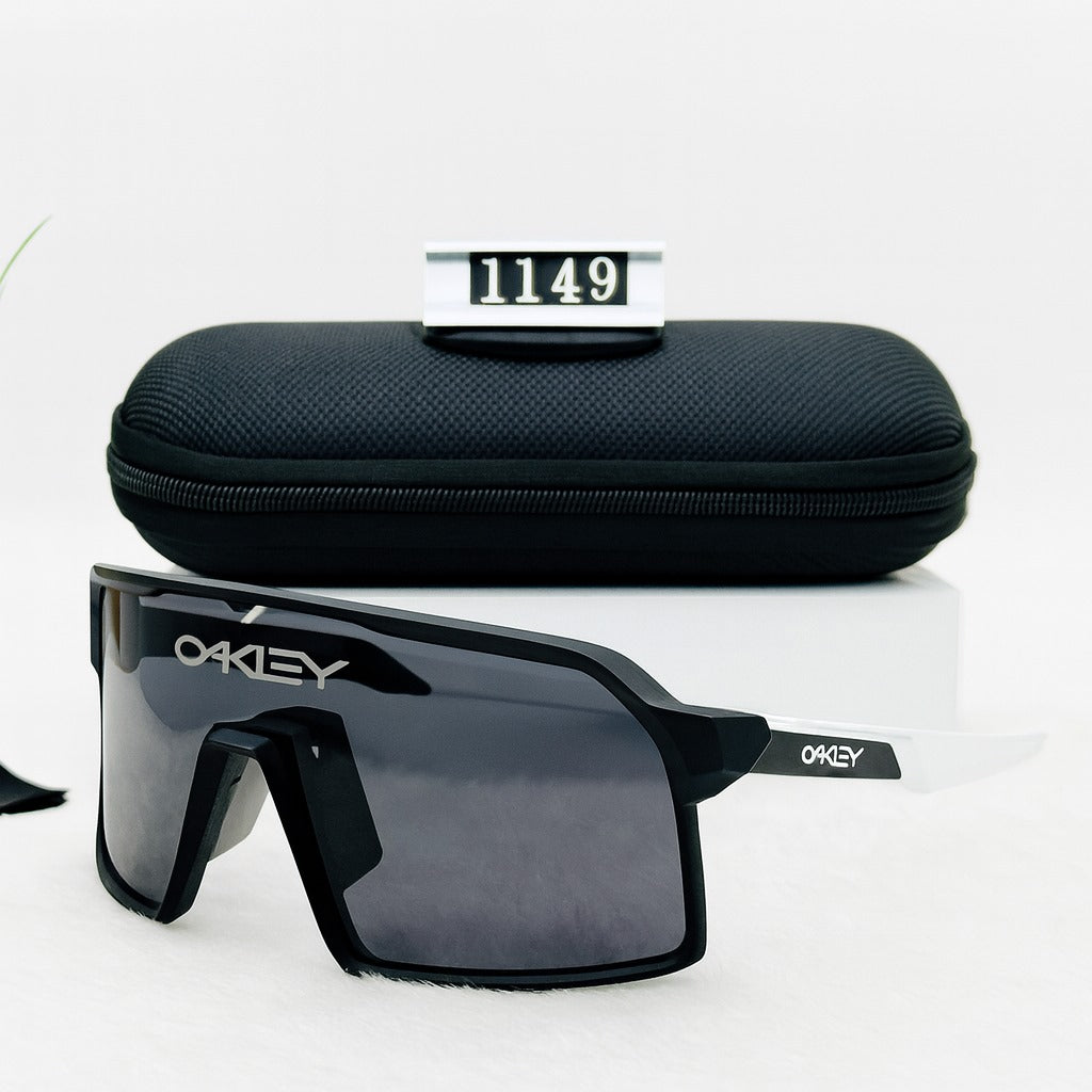 Oakley 1149 Sports Sunglasses – Matte Black | High-Performance Eyewear