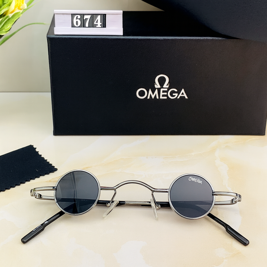 Omega 674 Round Sunglasses – Retro Elegance with Everyday Utility