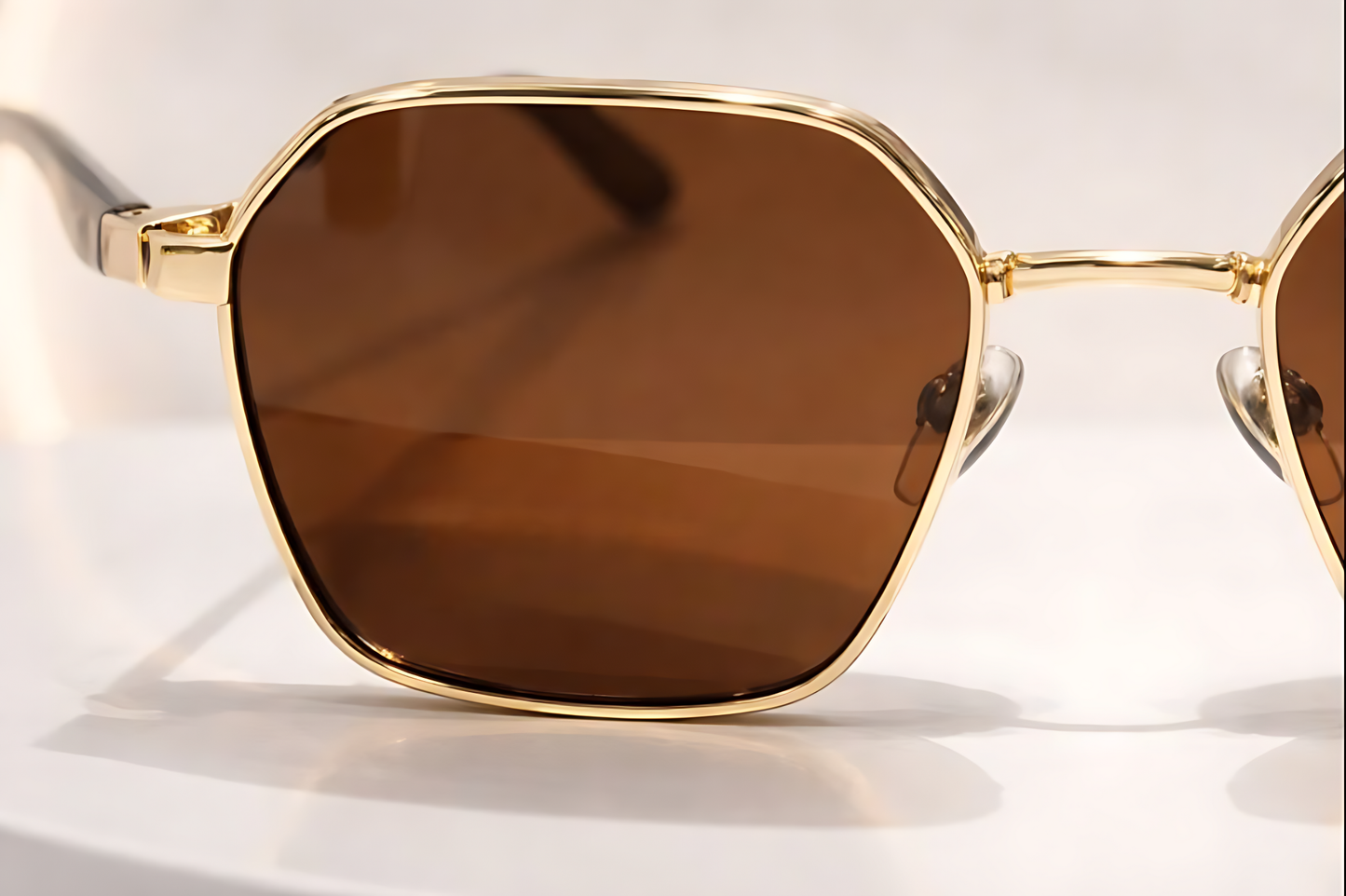 GUCCI 58439 – Premium Men’s Square Sunglasses - Jazzo