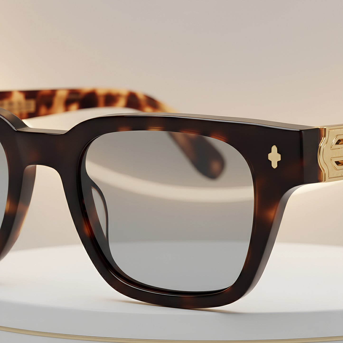 66 Macques Marei Mage – Women’s Square Sunglass - Jazzo