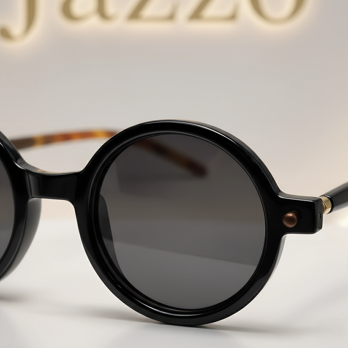 Marc Jacobs-Style Retro Round – Premium Unisex Vintage Collection - Jazzo